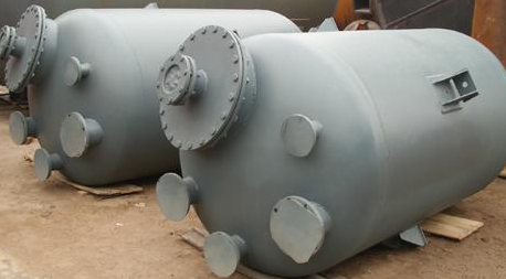 淄博襯膠設備在運輸（shū）中有哪些需要注意的事（shì）項？