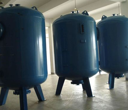 襯塑設備是如何進（jìn）行襯塑的？