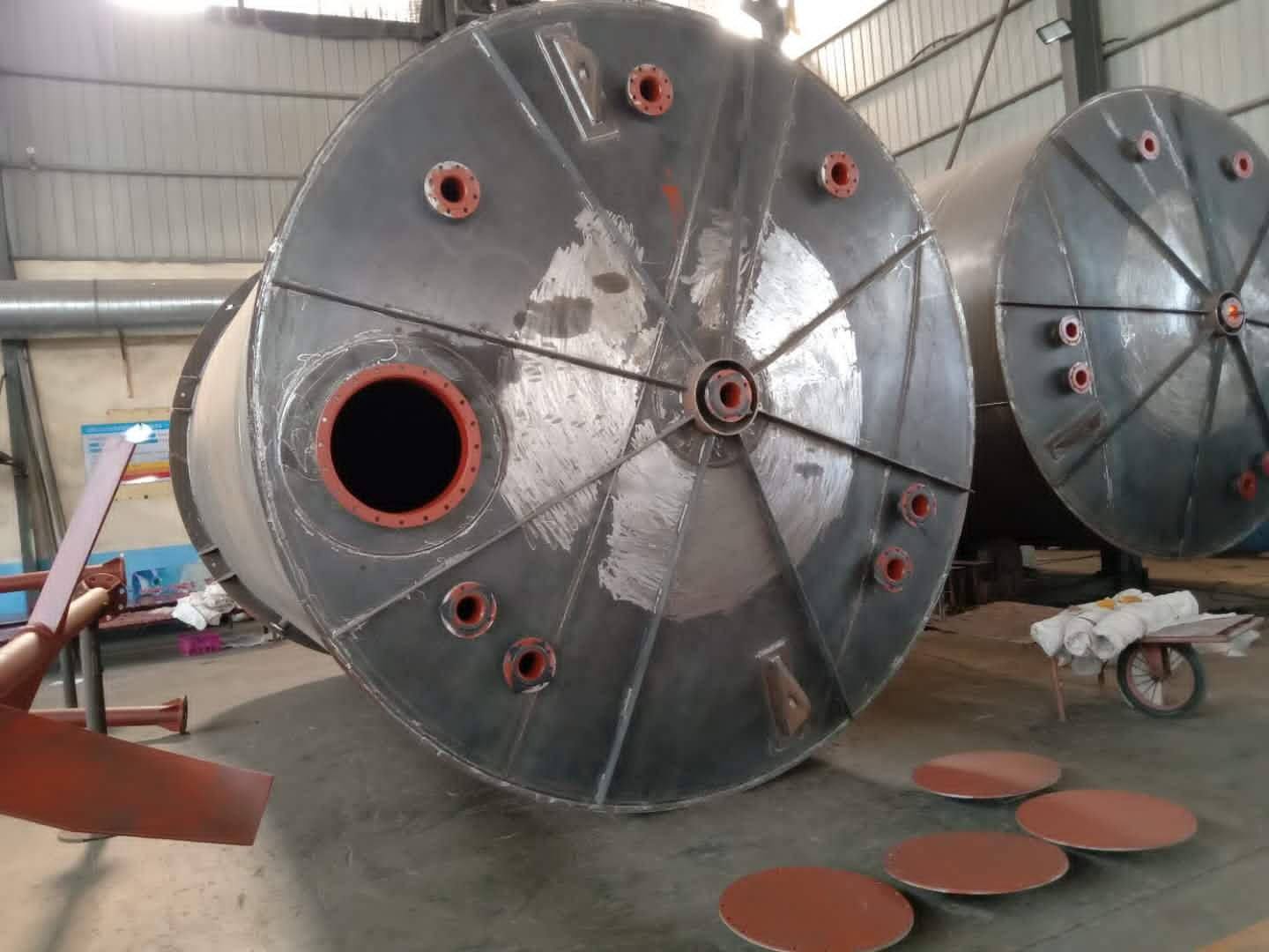 襯氟儲罐操作（zuò）注意事項及使用維護的特點都有哪些？